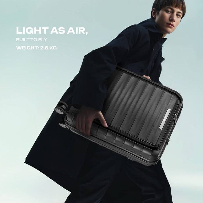 Safari Aerolite Black Cabin Trolley: Laptop Compartment, TSA Lock, Dual Wheels